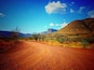 Driving around on this red gravel made us feel more like being back in Australia rather than on safari in South Africa 😄 #red #southafrica #africa #safari