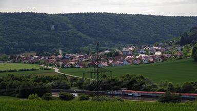 Blick auf den Dietfurter Ortsteil Töging, von Norden