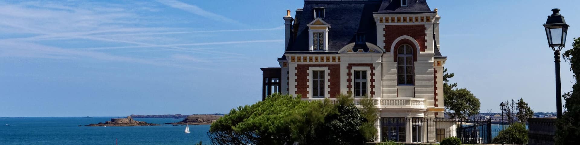 Ville de Dinard : villa Les Roches Brunes