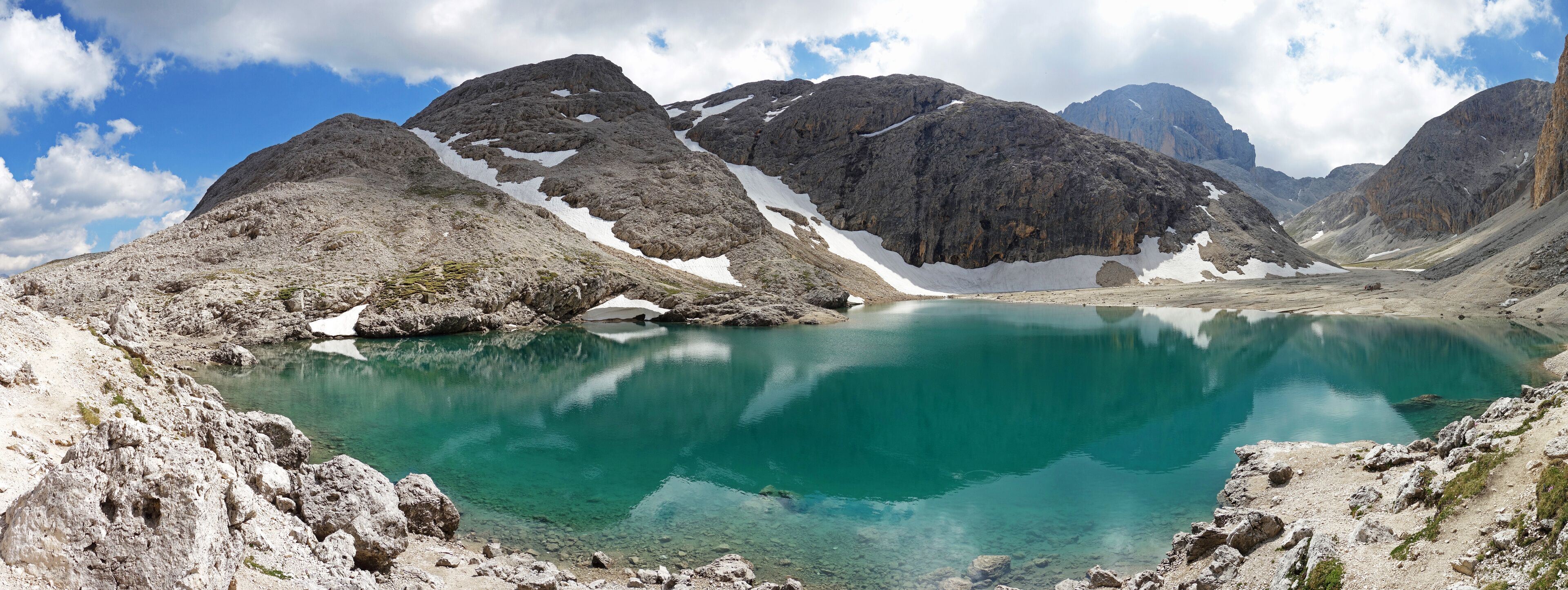Lago d'Antermoia, South Tyrol, Italy