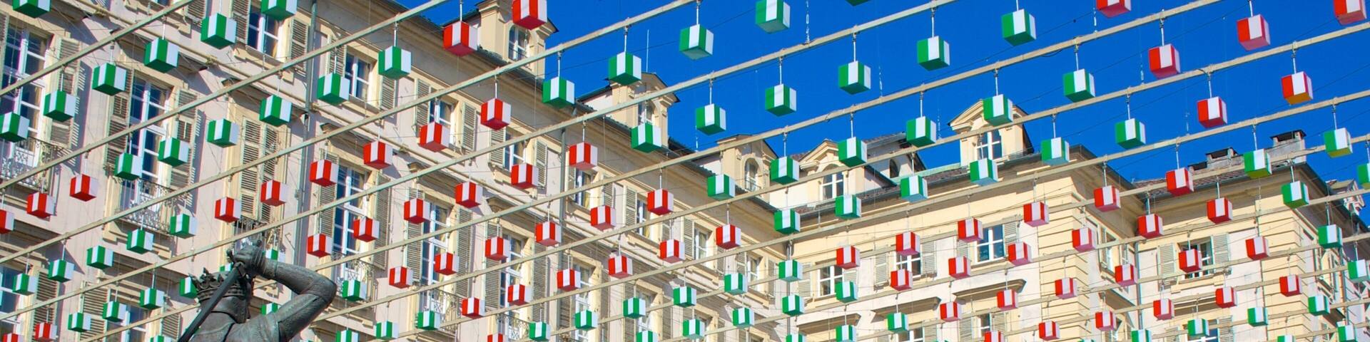 Turin showing a square or plaza, outdoor art and a statue or sculpture