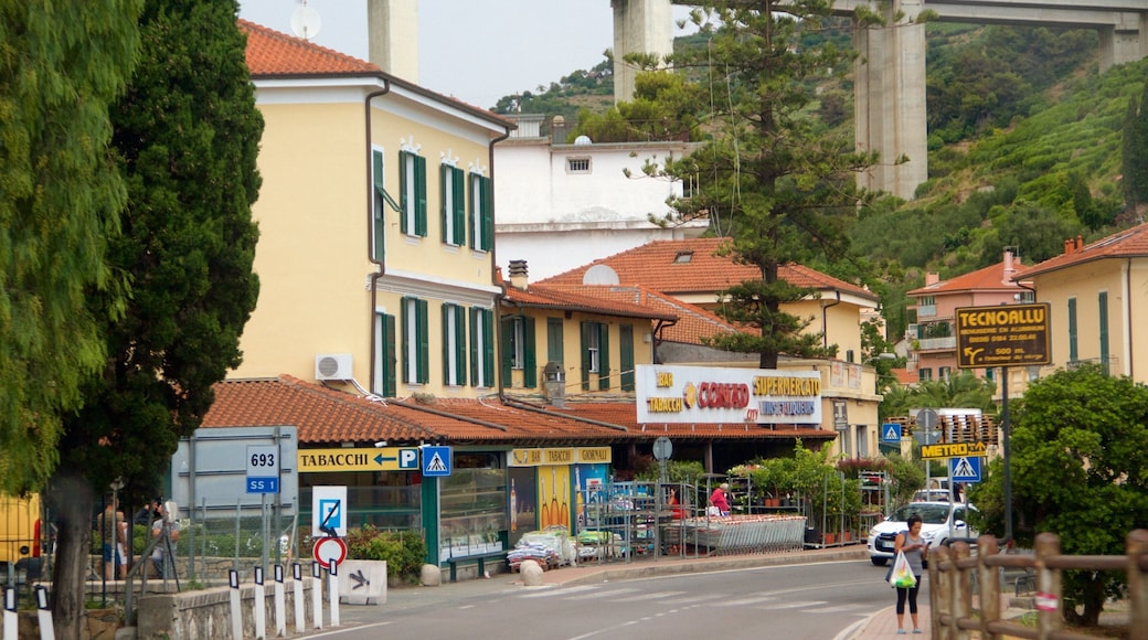 San Remo - Riviera dei Fiori som omfatter en by og en lille by eller en landsby