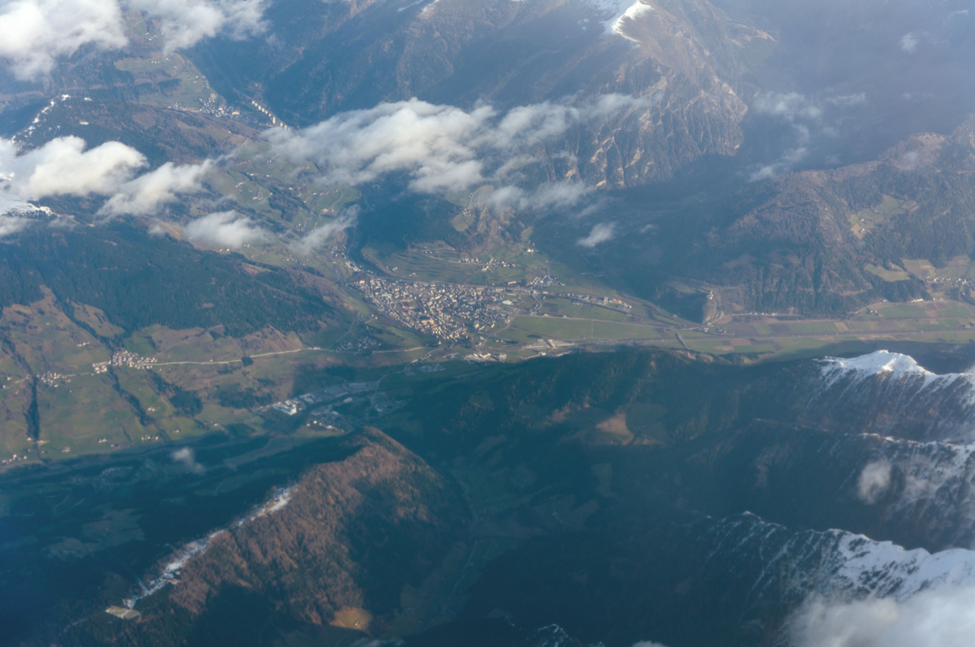Italy, flight across the Italian alps