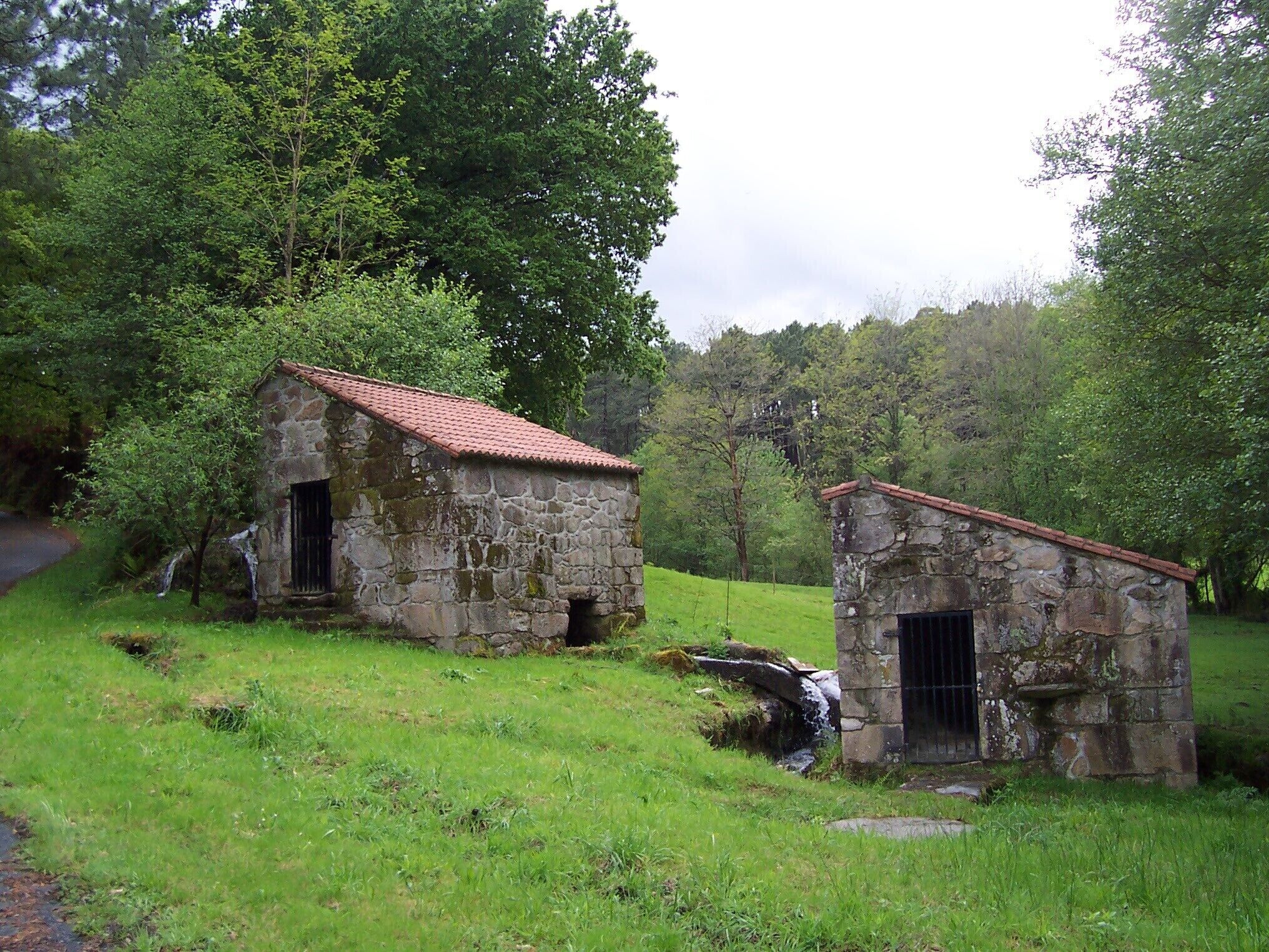Muiños de Sanín (Brión)