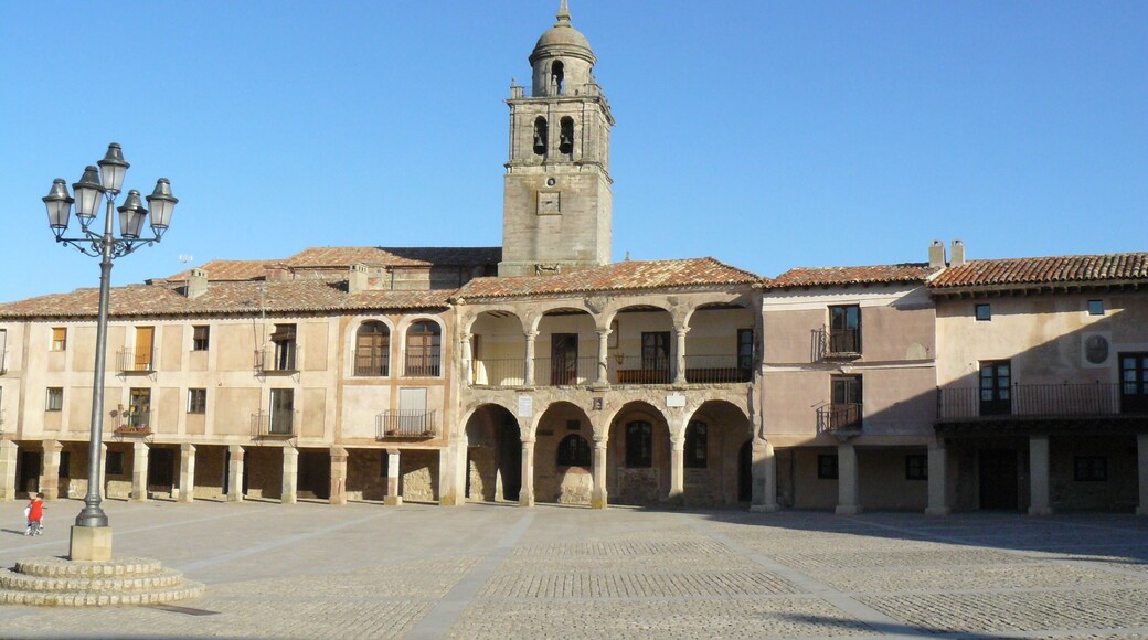 Plaza mayor, Medinaceli (Soria).