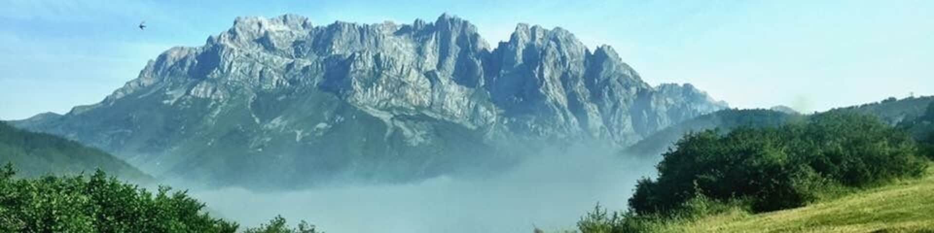 Early morning mist in Los Picos