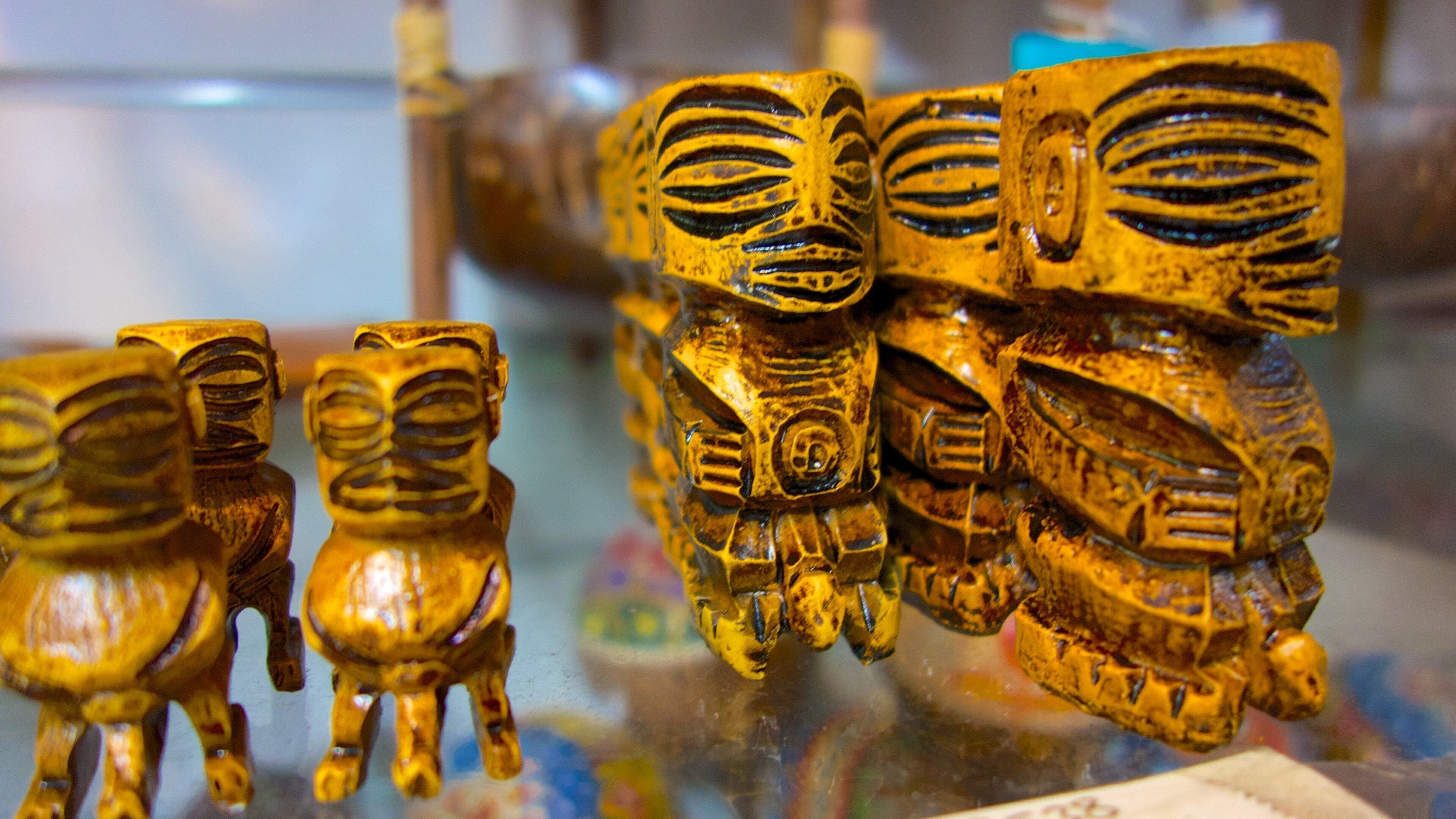 Rarotonga featuring indigenous culture