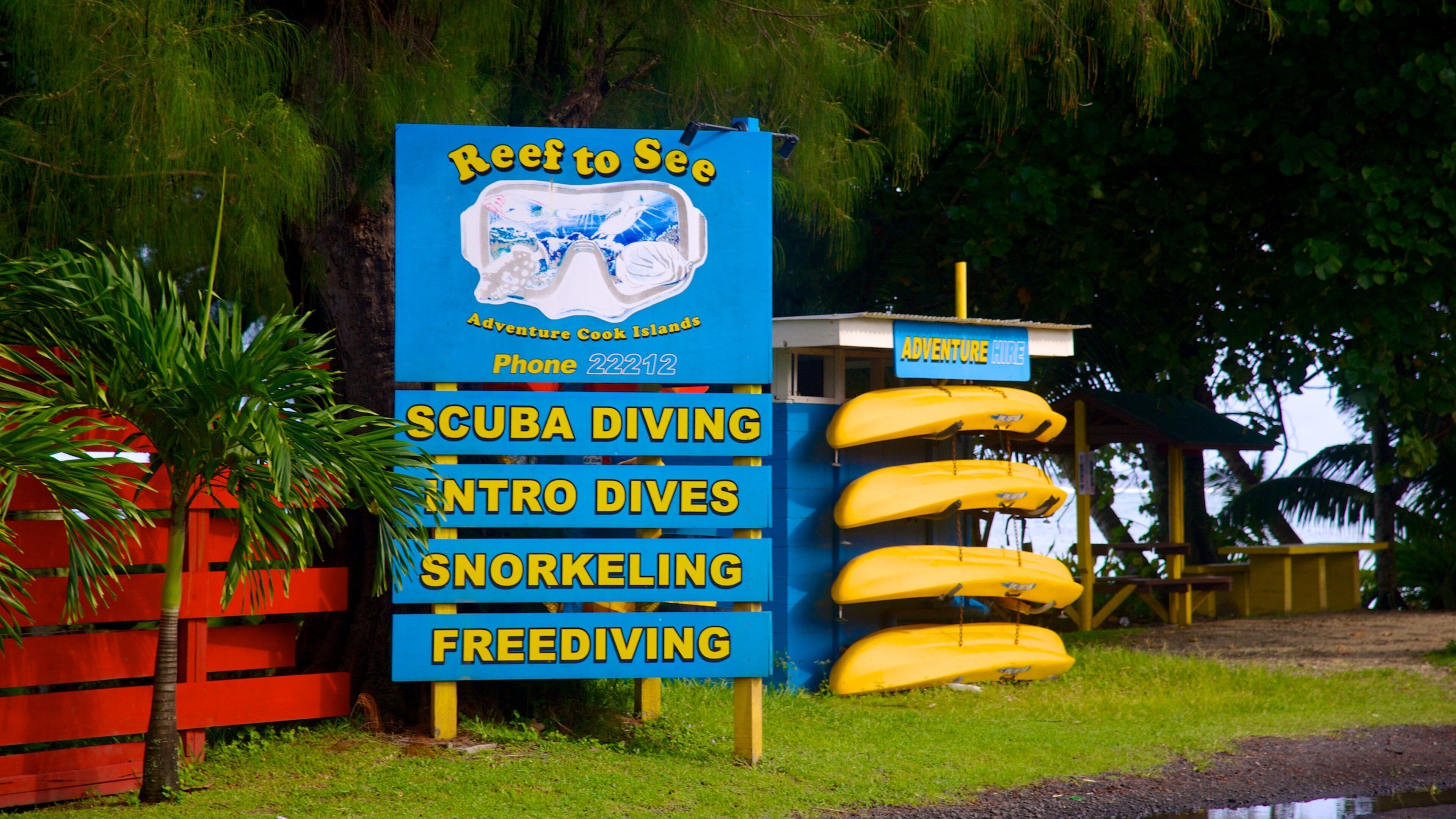 Arorangi welches beinhaltet Beschilderung