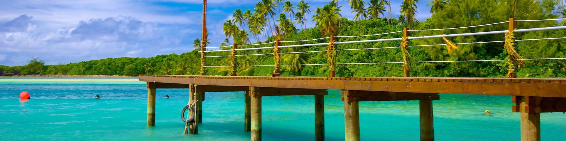 Muri Beach showing tropical scenes