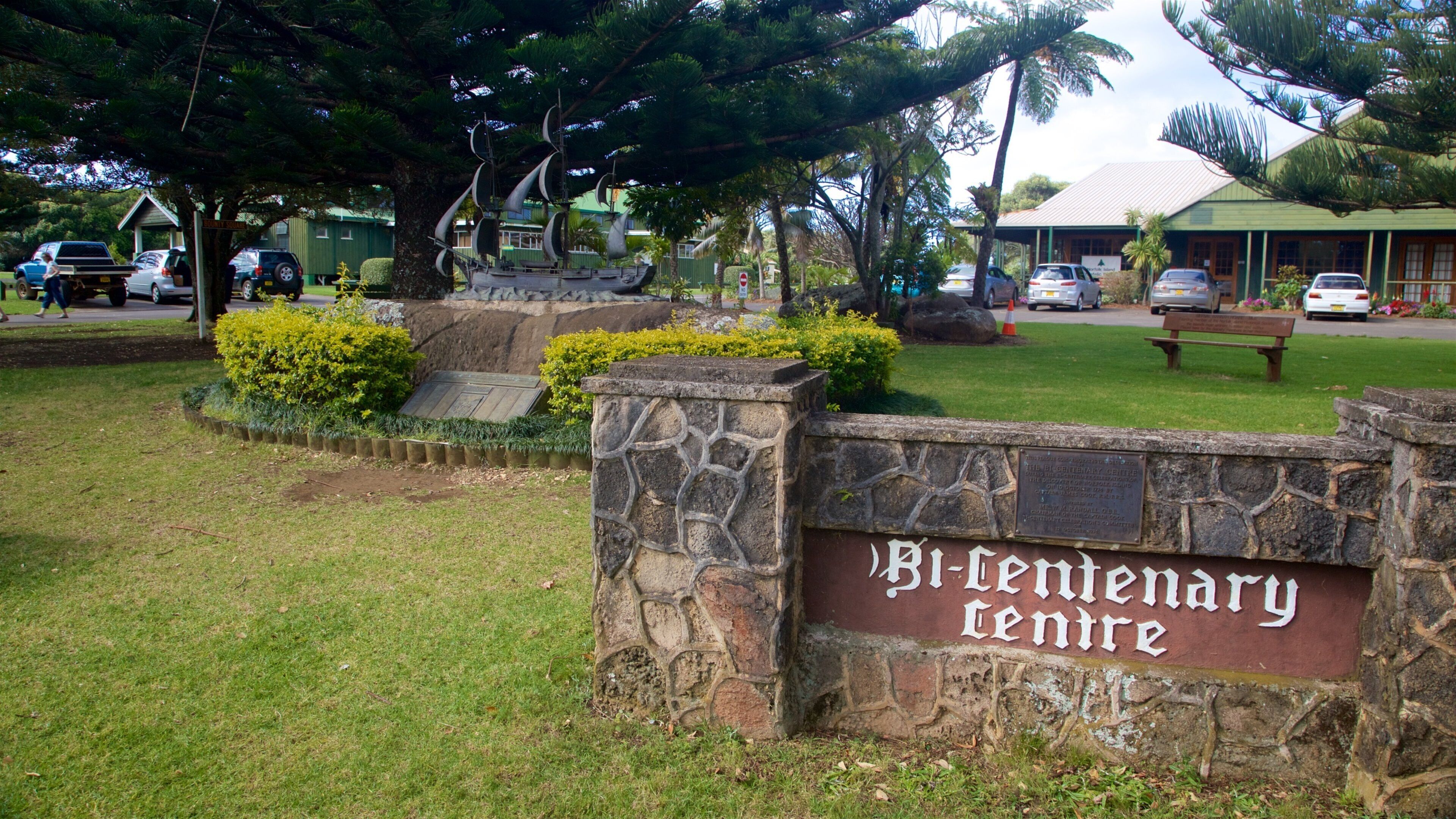 Burnt Pine das einen Beschilderung und Park