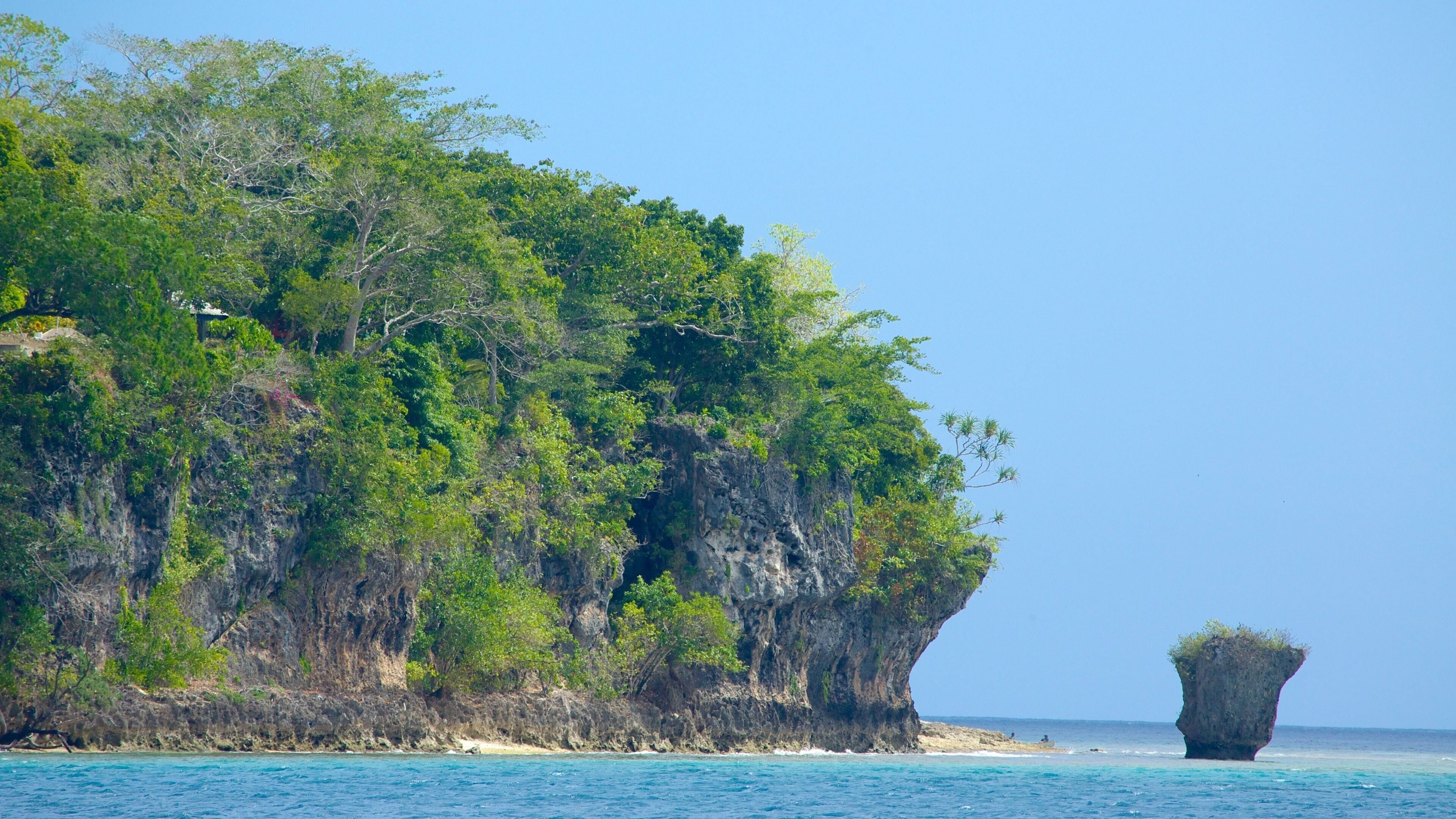 Efate which includes general coastal views