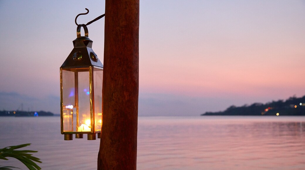 Efate showing a sunset and a lake or waterhole