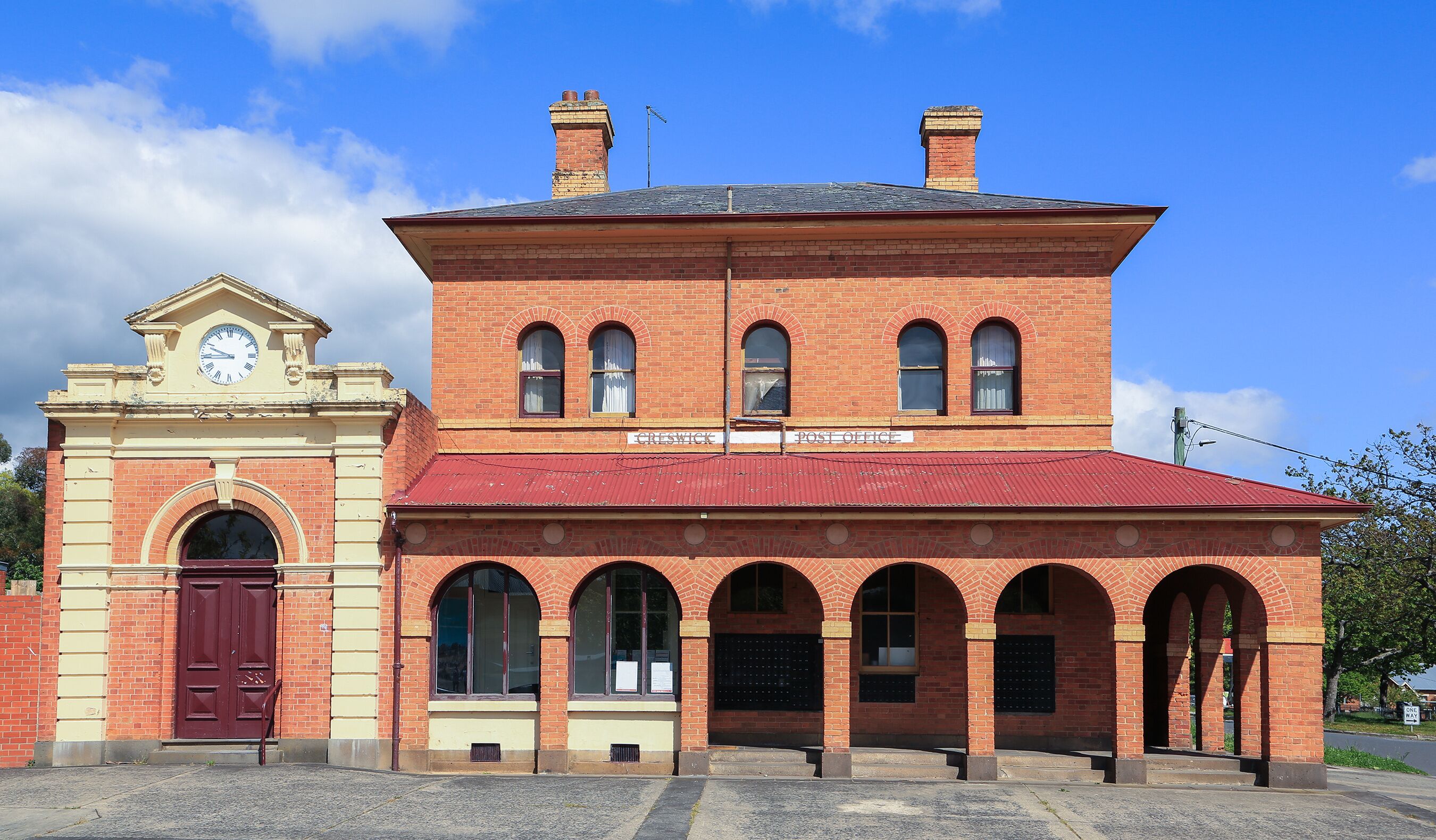 Historic post office (built 1887) in Creswick, Victoria, Australia. 