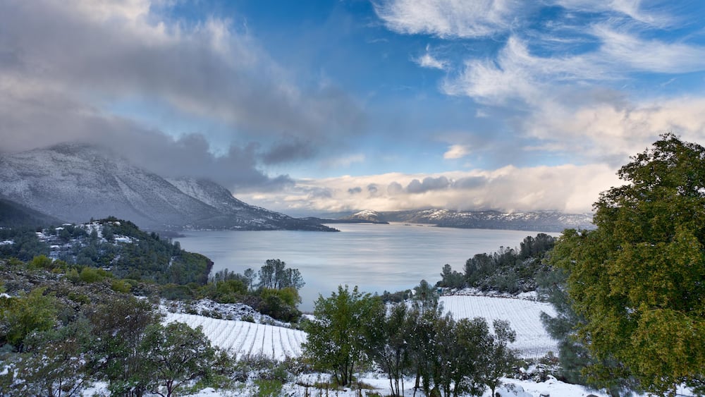 E78PMX Winter scene over Clearlake California with Mt. Konocti in distance and vineyards in wine country