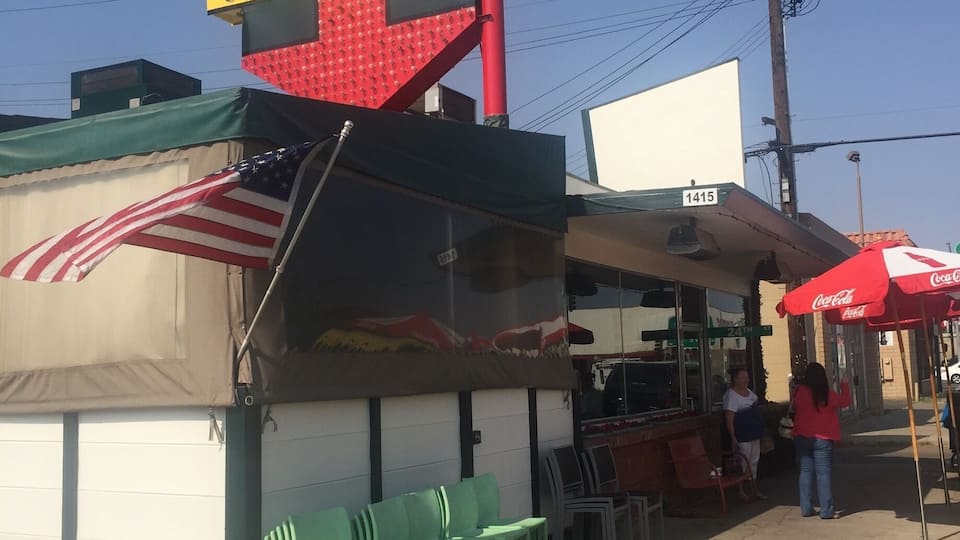 Twenty fourth street cafe. Great place. Guess it was on diners/drive-ins & dives