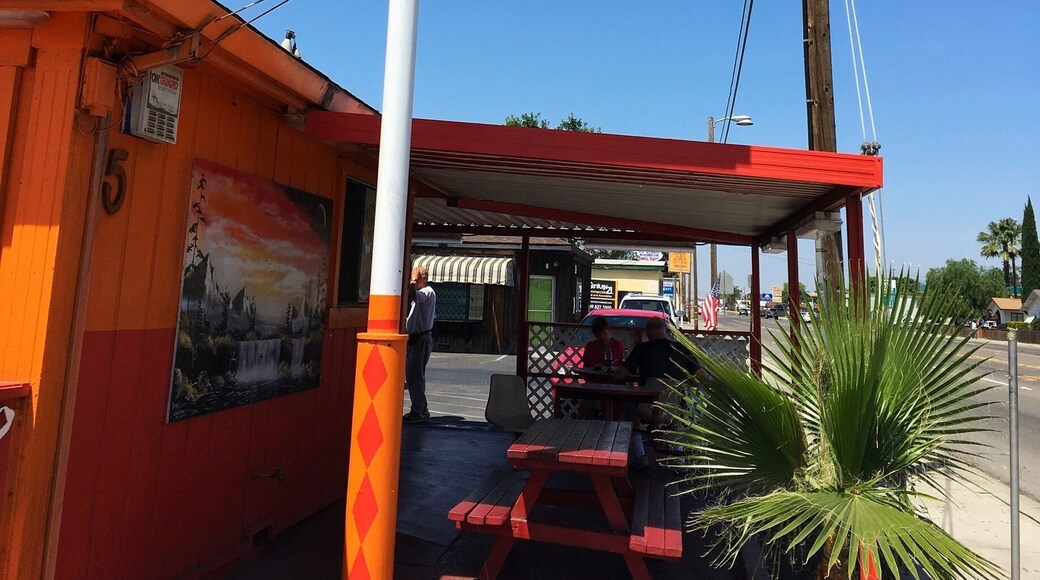 Great food! Big burritos, delicious tacos. Outdoor seating only.