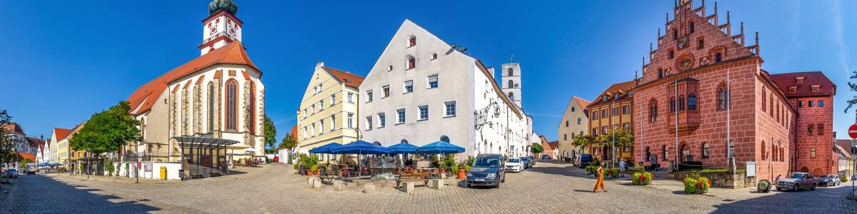 Sankt Marien Kirche und Rathaus, Sulzbach Rosenberg, Bayern, Deutschland