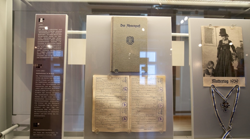 Traunviertel showing interior views and signage