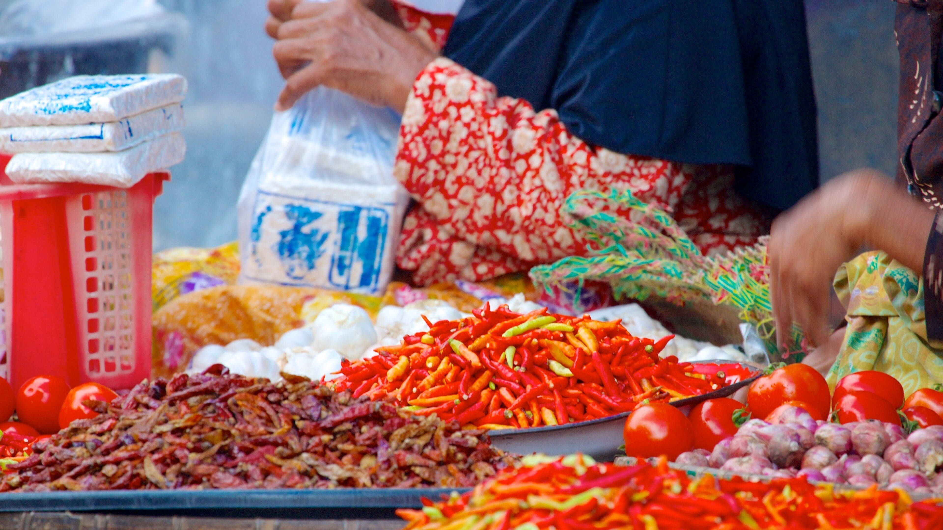 Tanjung showing markets