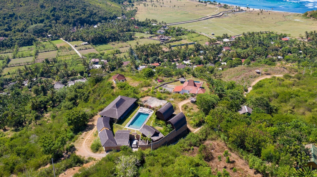 Villa Elliya in Are Guling