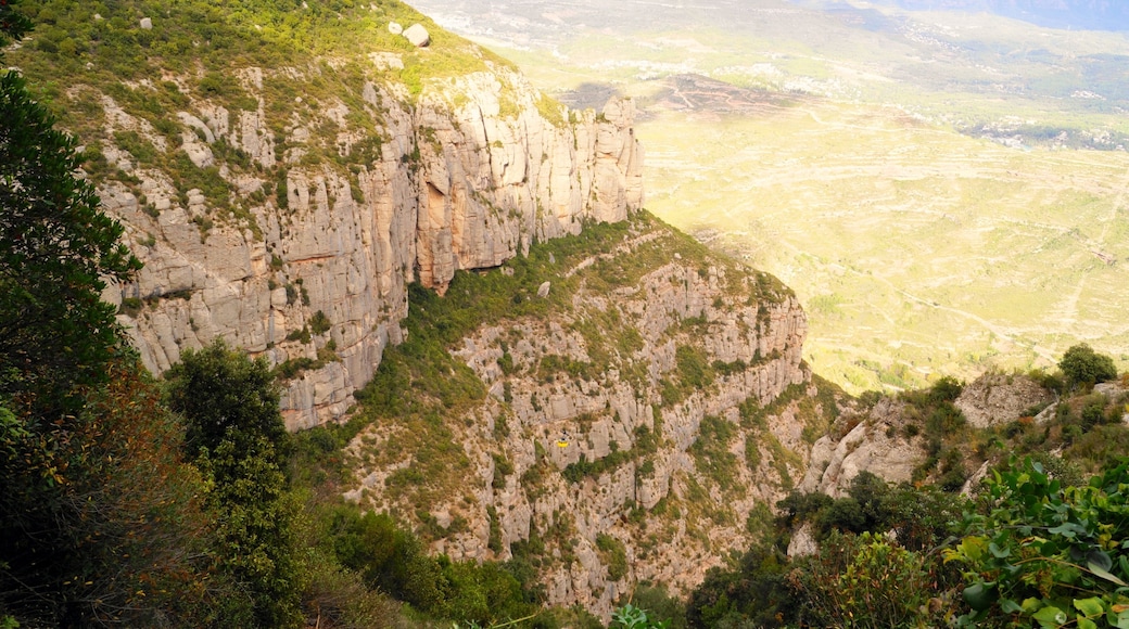 Montserrat 9