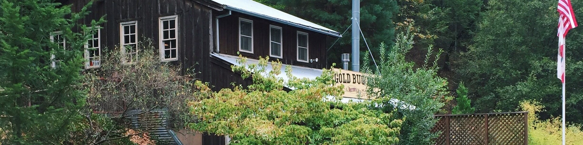 Take a tour of the mine, hike, visit the blacksmith, pan for gems, and peruse the gift shop and little museum.
More on www.ajauntwithjoy.com