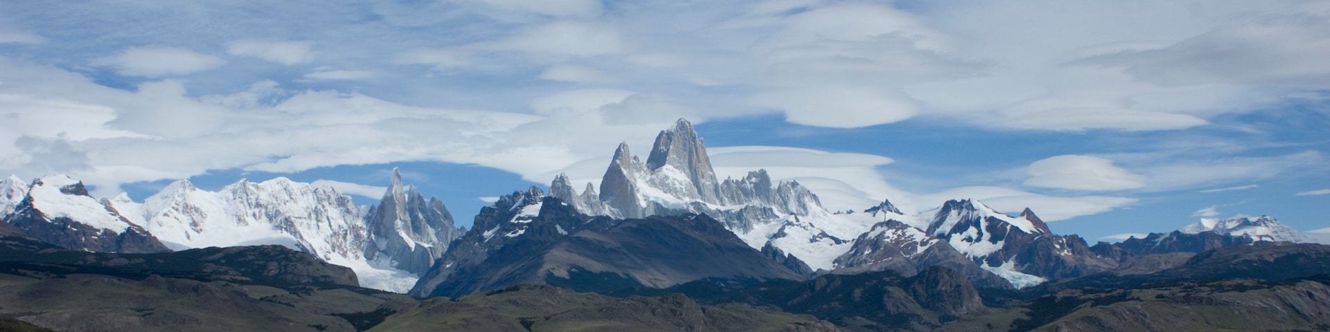 El Chalten mostrando montanhas e paisagem