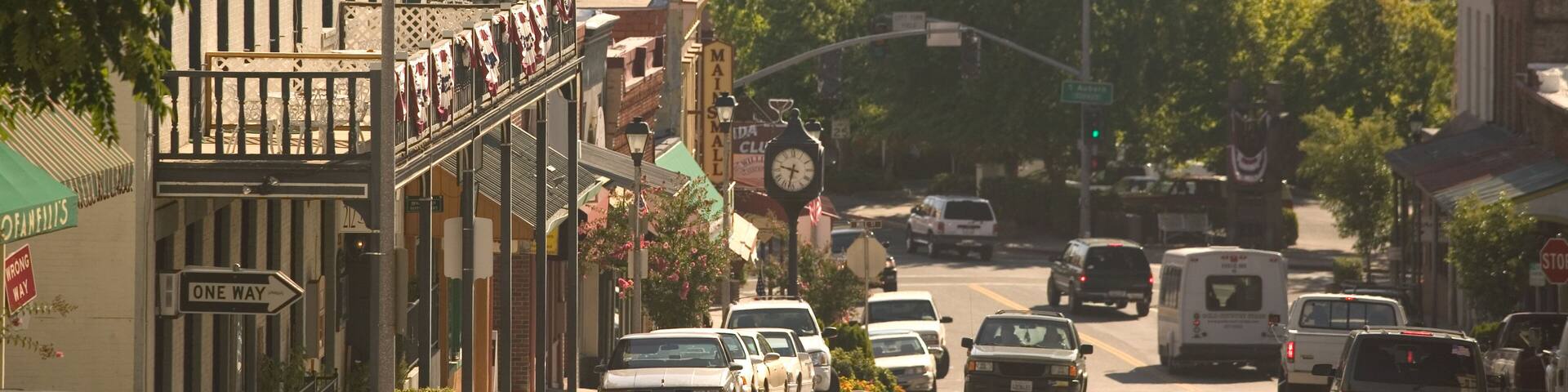A2GDW1 USA, California, Gold Country, Grass Valley: Historic Business District West Main Street