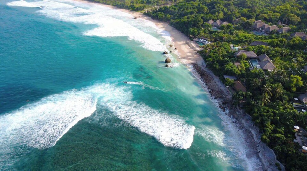 Drone footage from Nihiwatu Resort in Sumba, East Nusa Tenggara, Indonesia.
Sumba is a fairly remote island in south eastern Indonesia. Nihiwatu is a luxury resort that offers a pristine coast line, perfect swells for surfing, and phenomenal service.