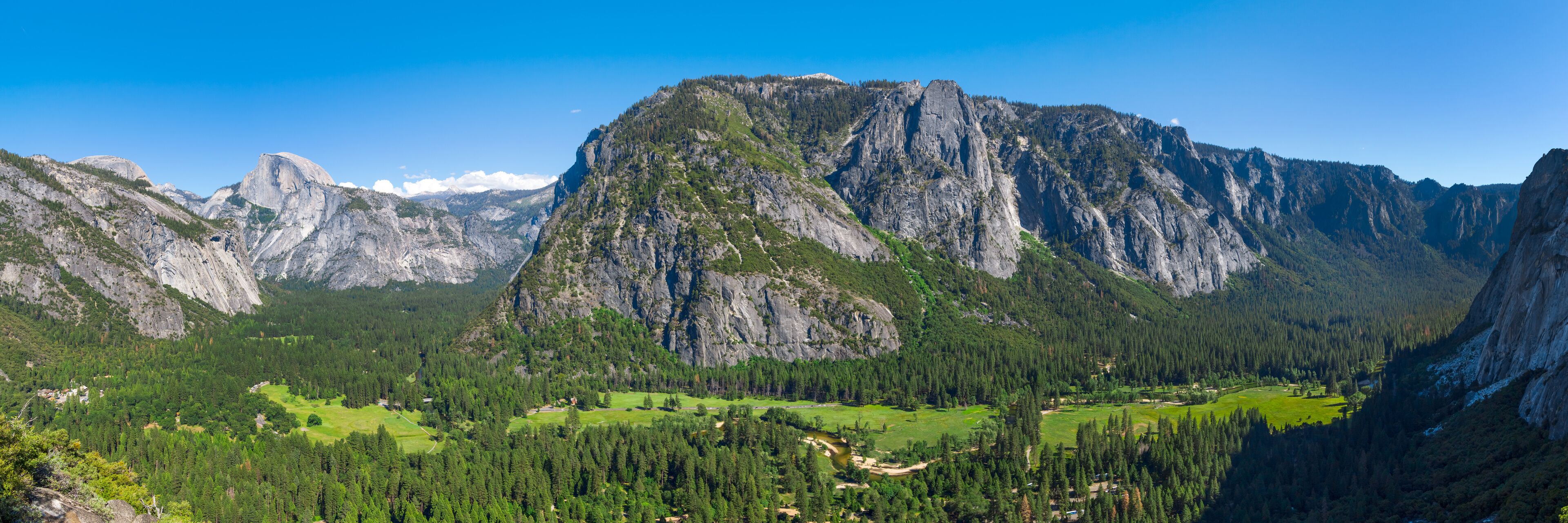 Yosemite National Park panorama from Columbia Rock