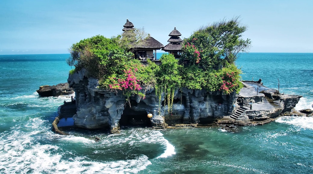 Tanah Lot featuring island views and general coastal views