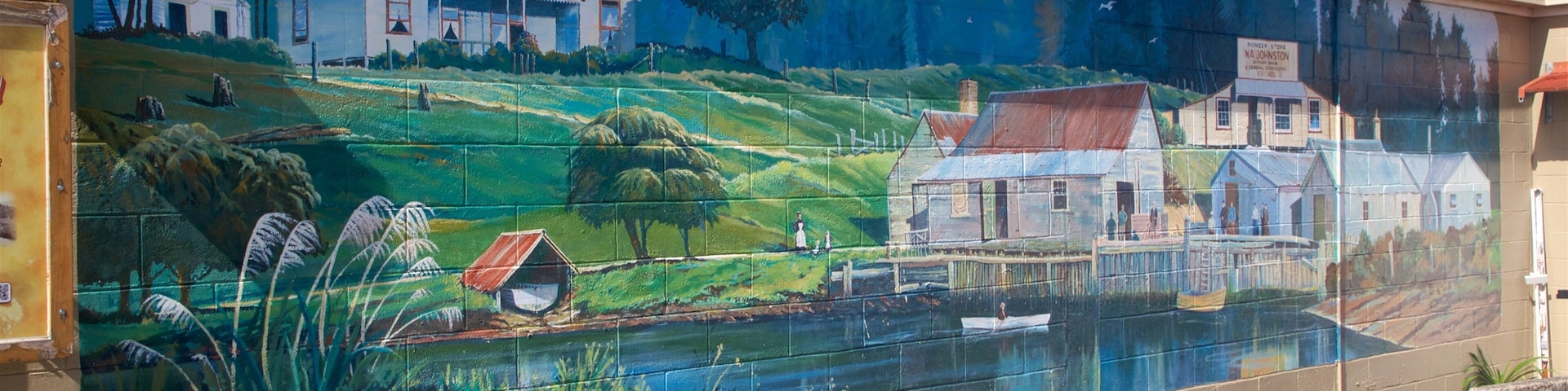 Katikati mostrando arte ao ar livre