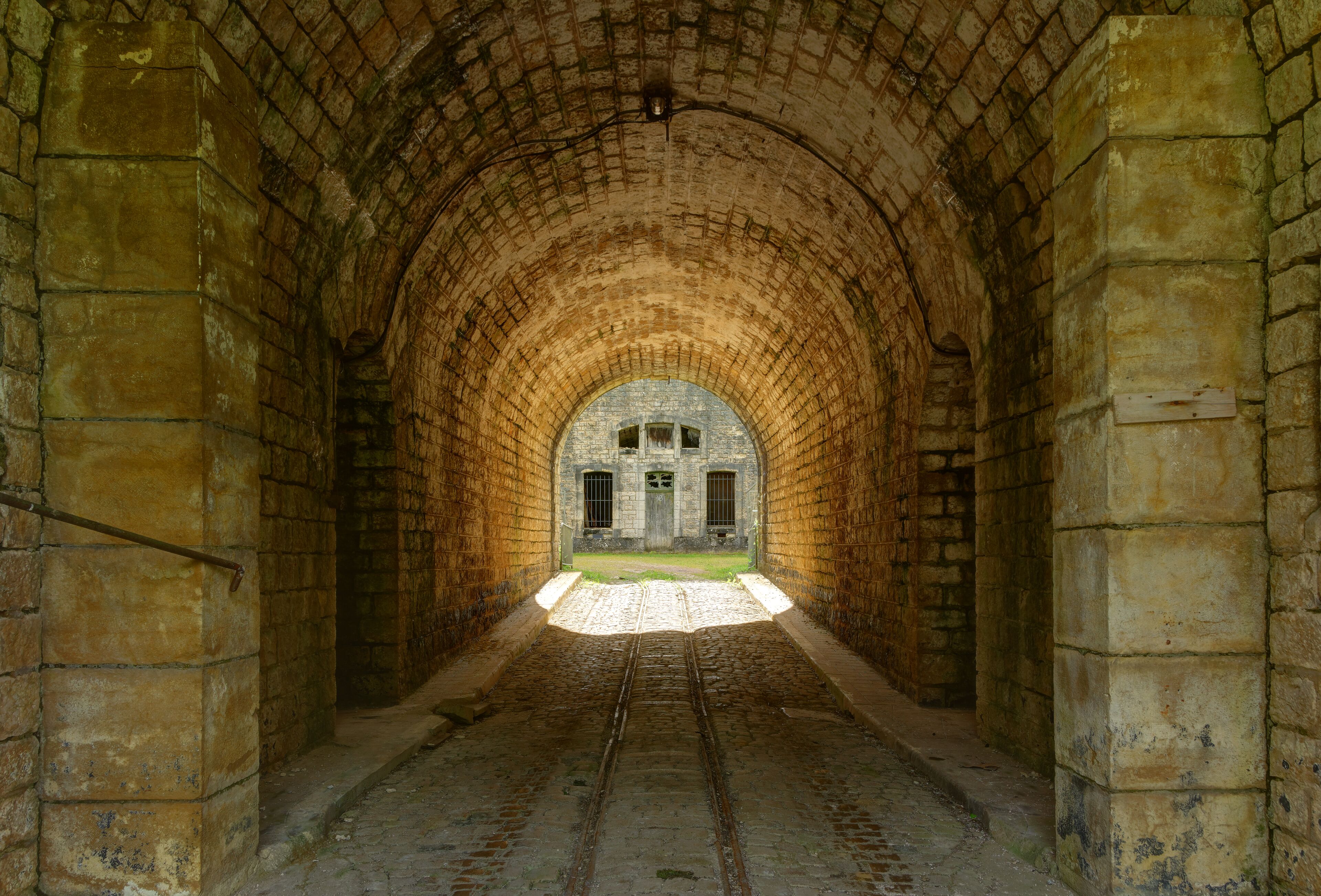 This file was uploaded with Commonist. Fort de Bessoncourt : entrée principale (HDR).