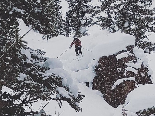 #advendture Skiing Some awesome powder