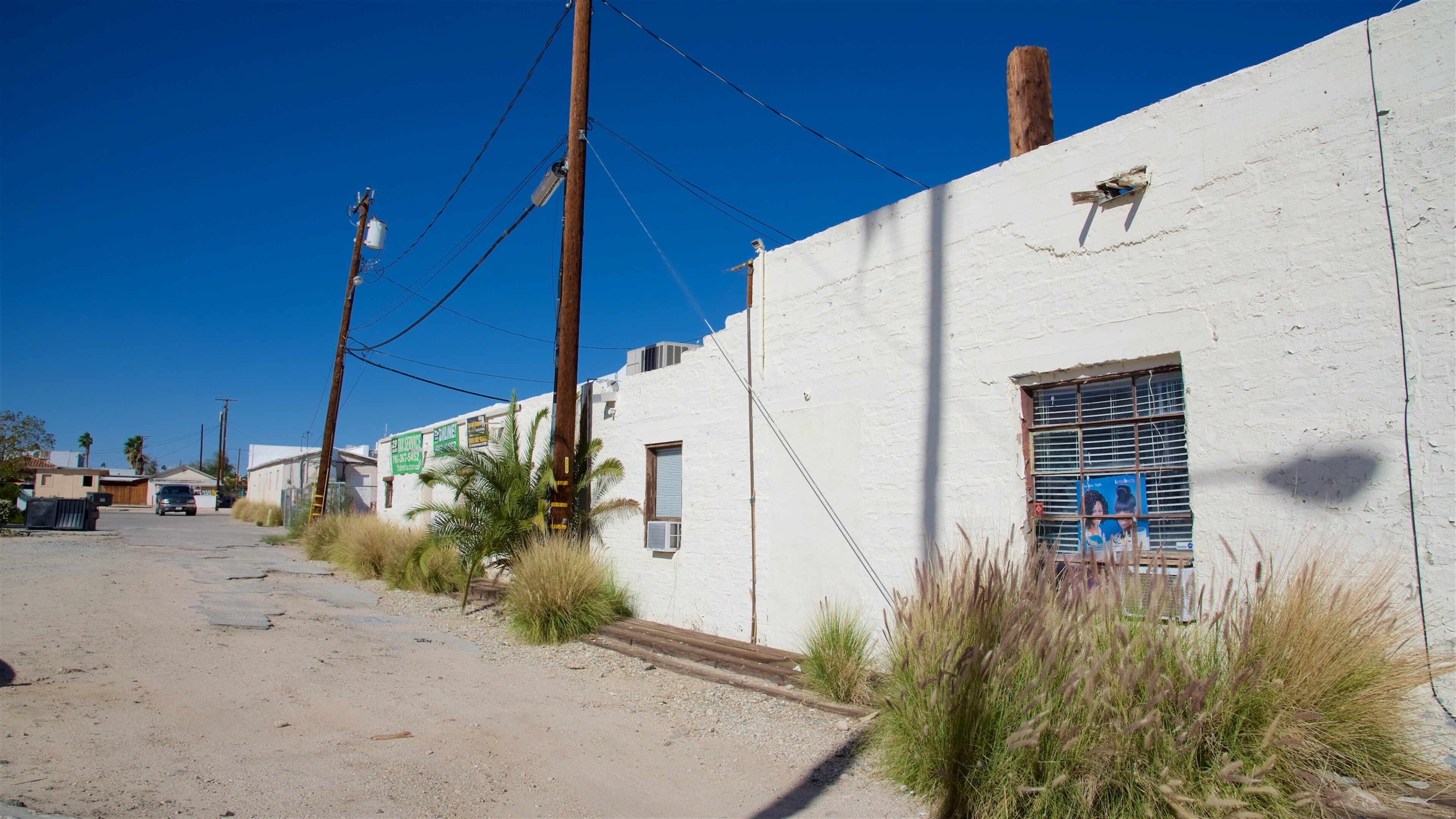 Twentynine Palms which includes a small town or village