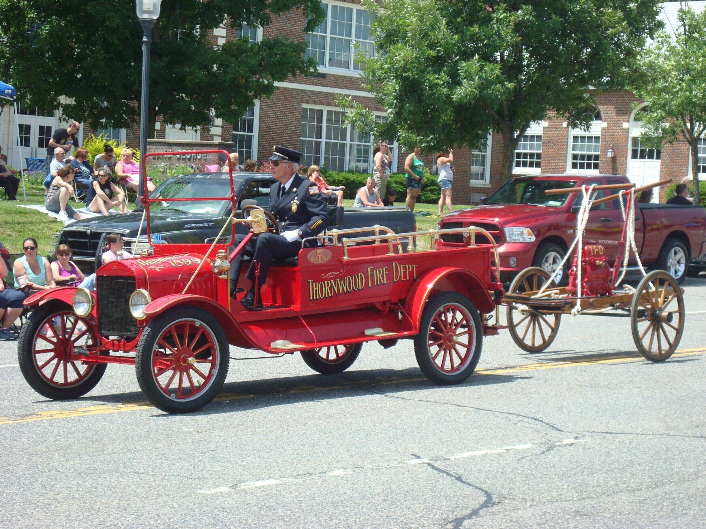 Antique Fire truck , Lake George NY
#colorful