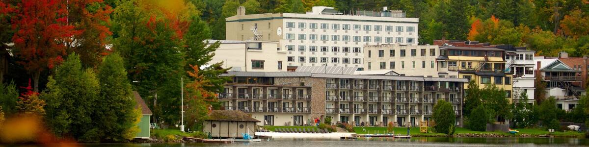 Lake Placid which includes a lake or waterhole