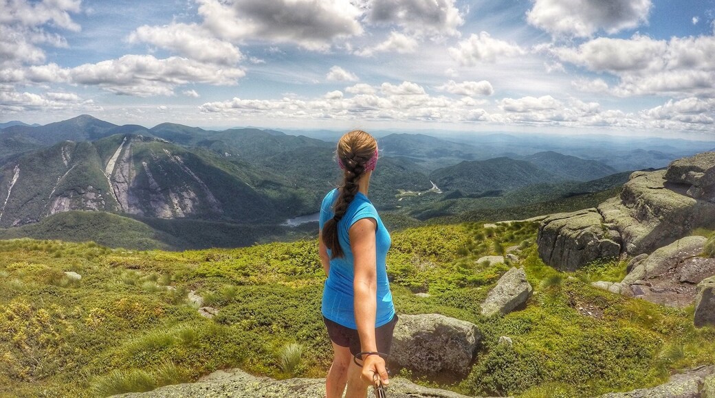 Incredible views at the top of Algonquin peak in the Adirondacks. Listed as the second highest peak in New York state and out of the 46 High Peaks. It was definitely one of the most scenic lunch spots I've ever had! #Takeahike