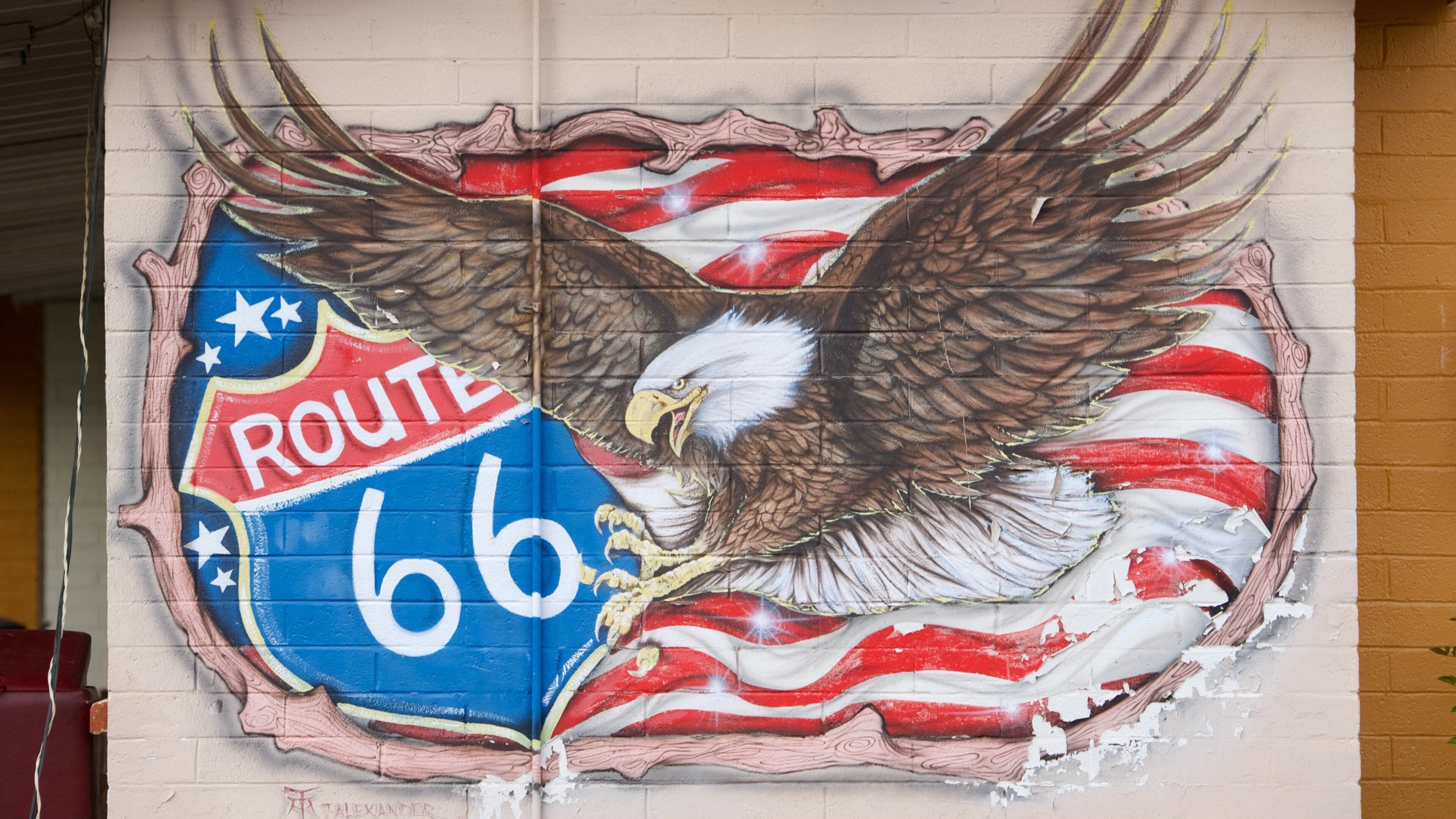 Seligman which includes outdoor art