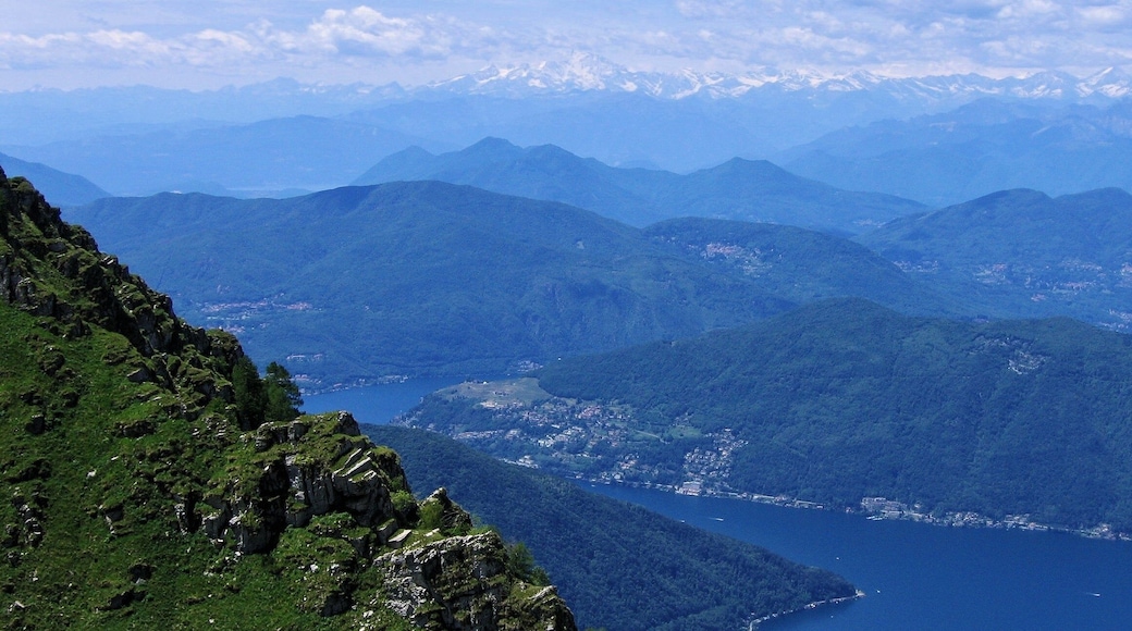 Ausblick vom Monte Generoso auf den Luganersee