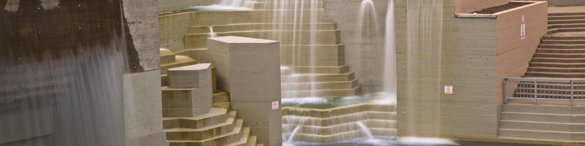 Downtown Rochester featuring a fountain