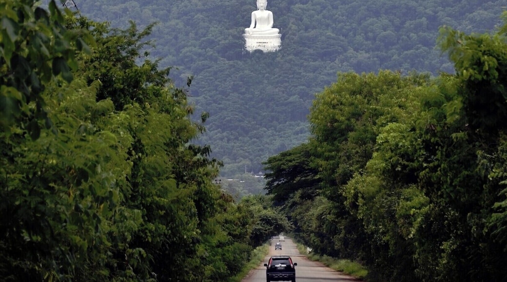 #PakChong #Temple #Thai #Travel
#Thailand #Backpacking #TravelPhotography
See you also on Instagram: ExploreWithSeba