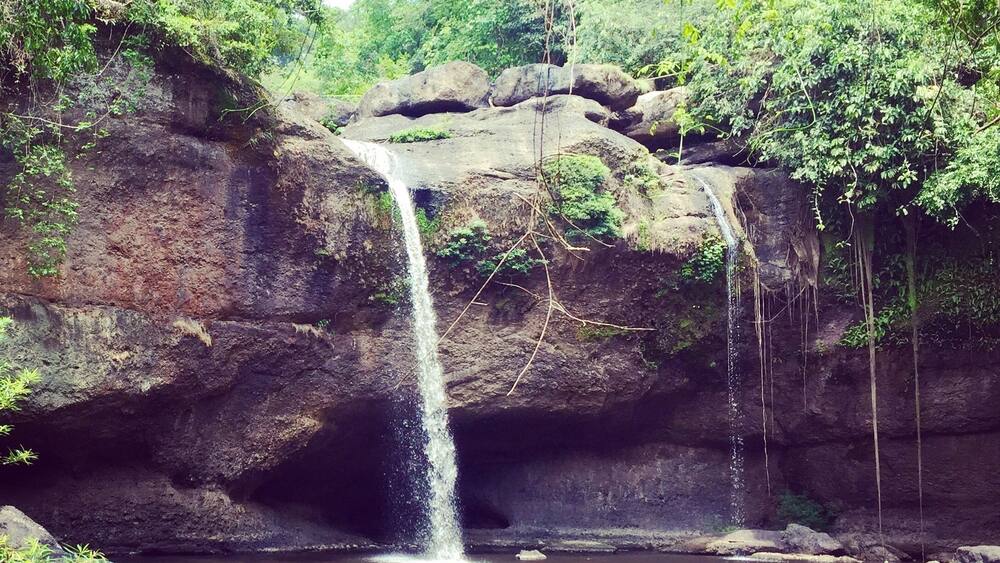 This waterfall in Khao Yai National Park was made famous after it was featured in a Leonardo DiCaprio movie, The Beach. This photo was taken during dry season. It must be even more magnificent with more water! You can easily hike here from the Pha Kluamai campground. No guide needed!
#waterlust