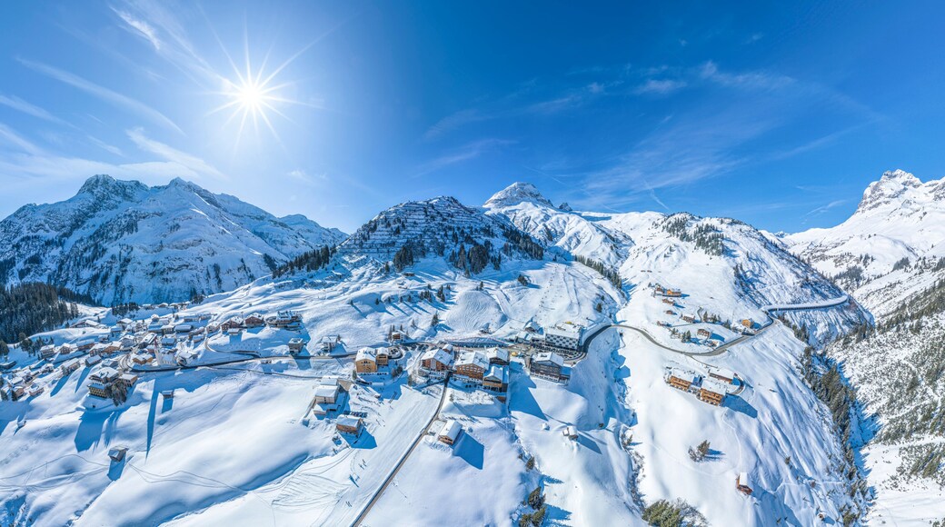 Ski und Rodel gut im Wintersportort Warth im Bregenzerwald in Vorarlberg