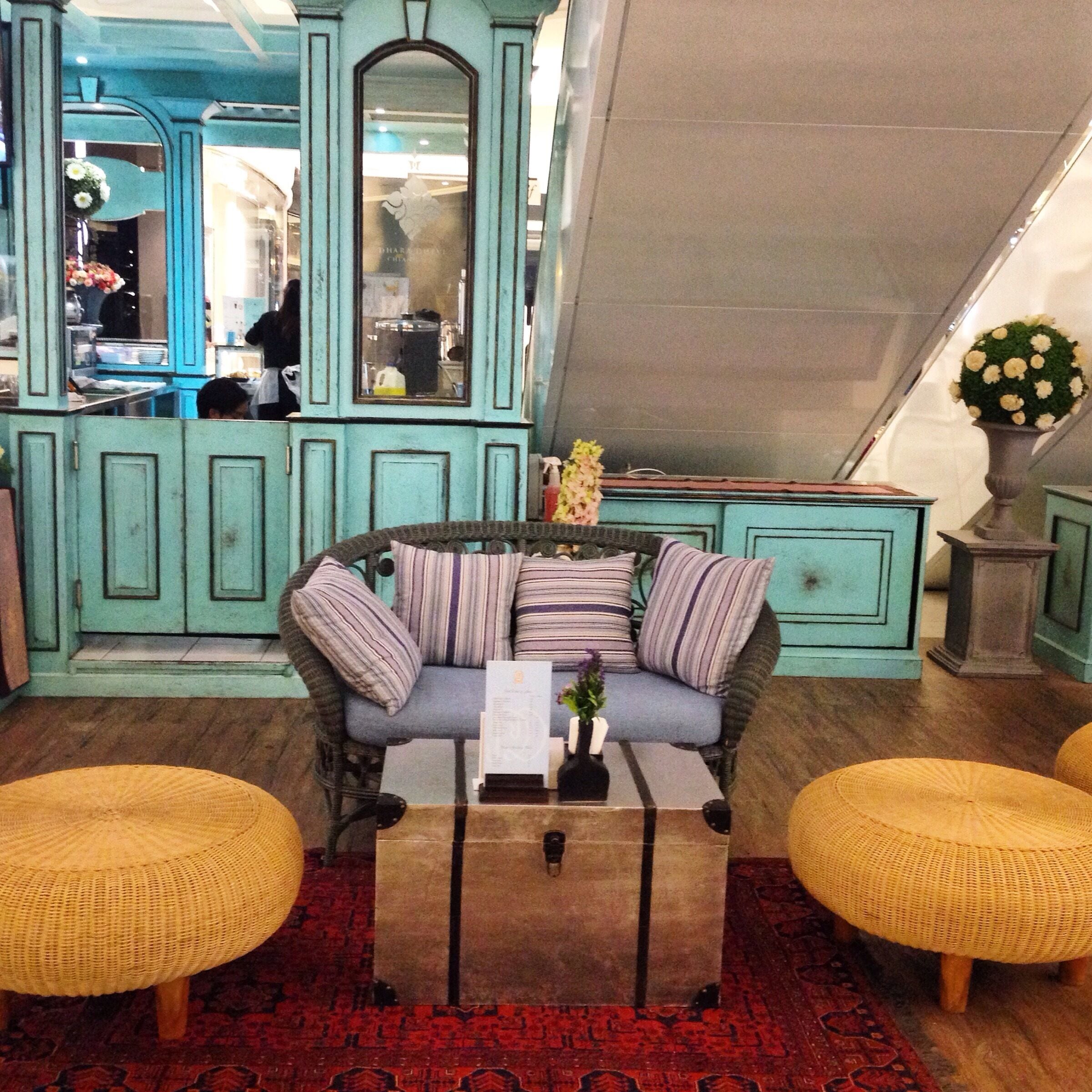 There are some really fabulous stores here in Chiang Mai. I'm constantly walking past things that I like. "Ohh...this and that would be pretty for our home one day". 

Despite being on the road for quite some time - I can't shake the feeling of wanting a pretty home one day. 

Right now, however...i'll be enjoying my travels for as long as I can! In one week's time I get to see my boyfriend again! And off we go to Cambodia to conclude five months in SE-Asia.

#alifefullofserendipity #serendipitytess #serendipity #travel #travelblog #travelling #travelblogger #travellifestyle #lifestyle #interior #decor #ideas #color #photography #photooftheday #photo #inspiration 