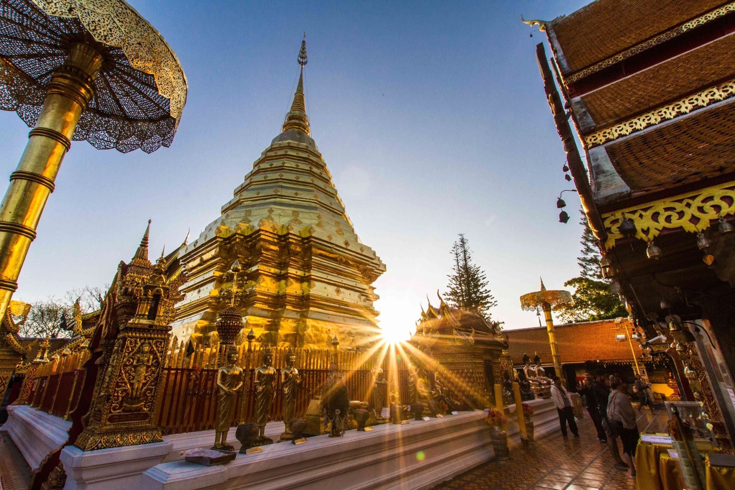 #Sunrise at Wat Doi Suthep, near Chiang Mai, #Thailand 🇹🇭
#LifeAtExpedia