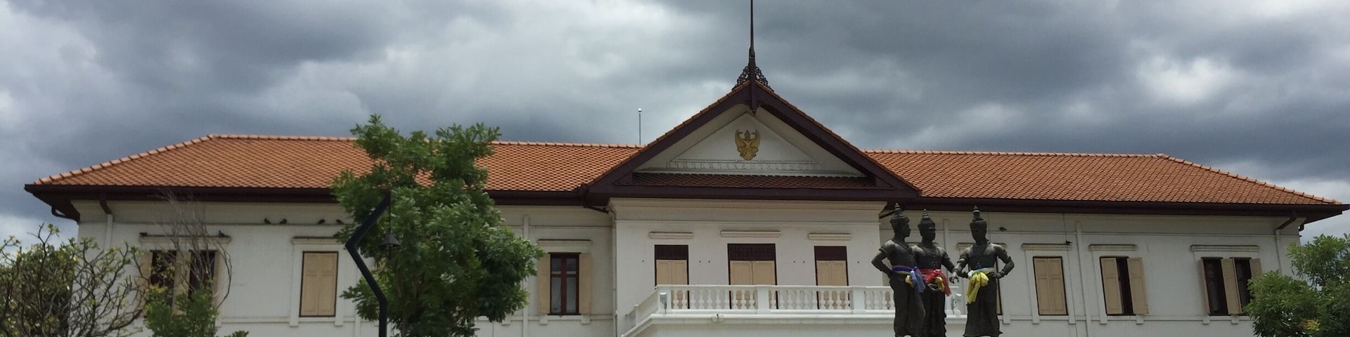 Interesting history of Chiang Mai. Presentation and air con can be better :p