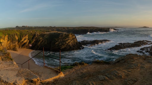 Praia dos Buizinhos beach at sunset on the Alentejo Coast in Porto Covo