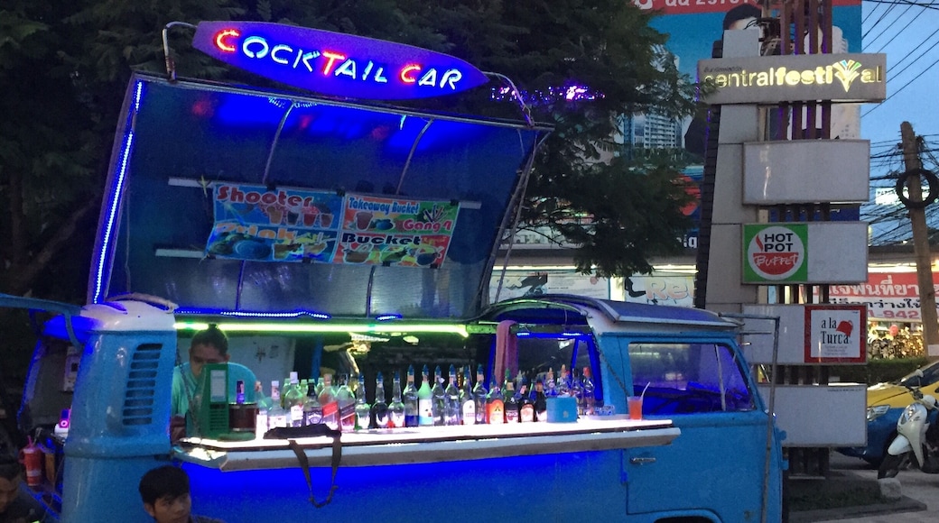 Cocktail on the street.