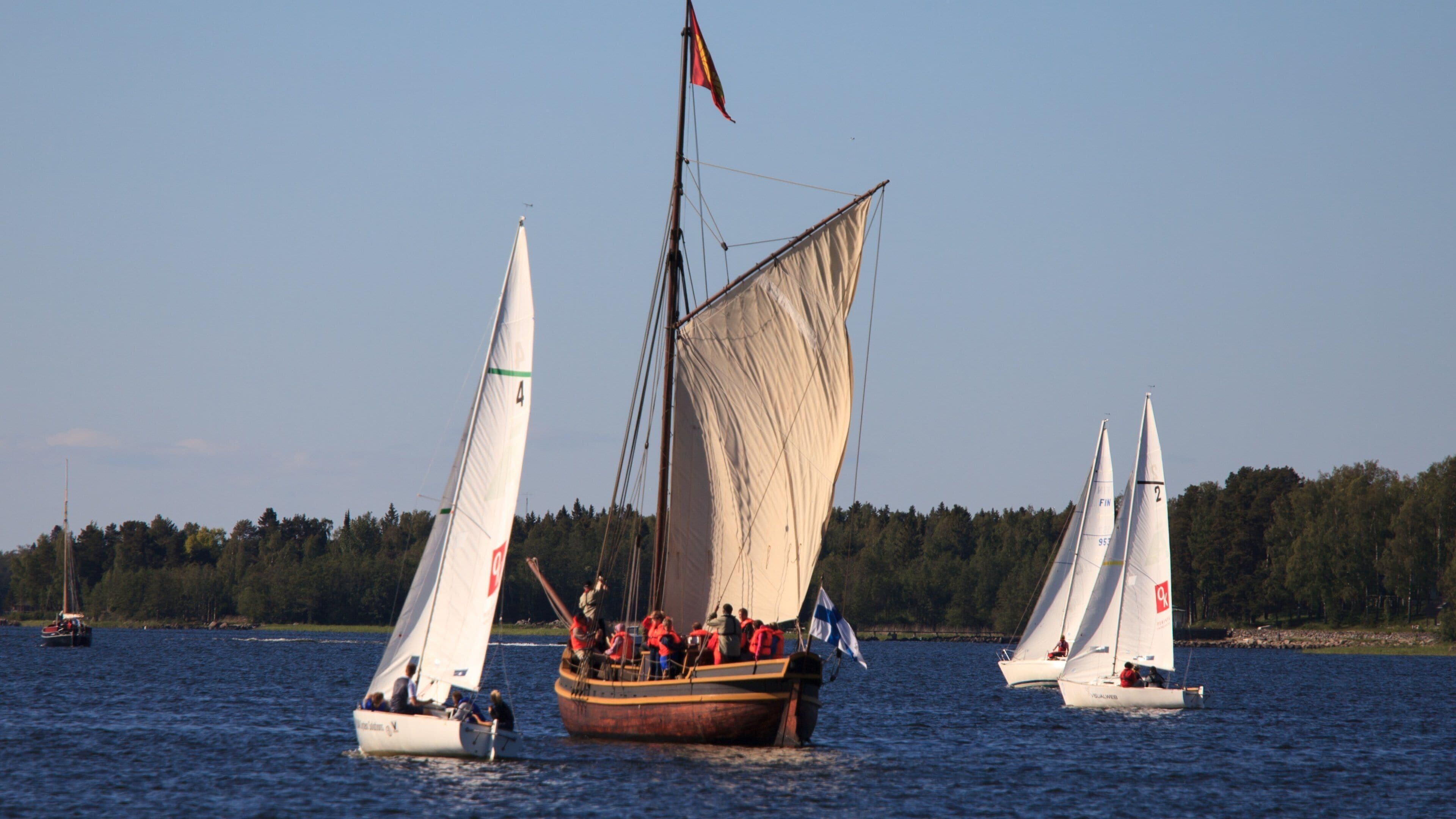 Vaasa which includes sailing